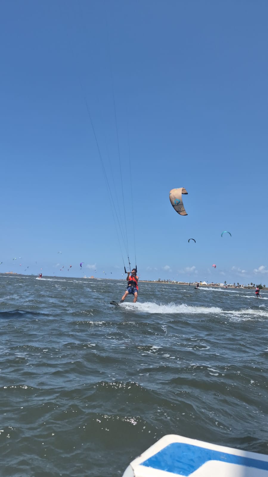 Rider in azione durante lo Stagnone Kite Games 2026