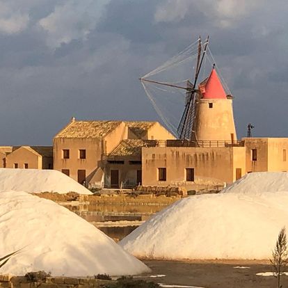 Mulino a vento delle saline di Marsala